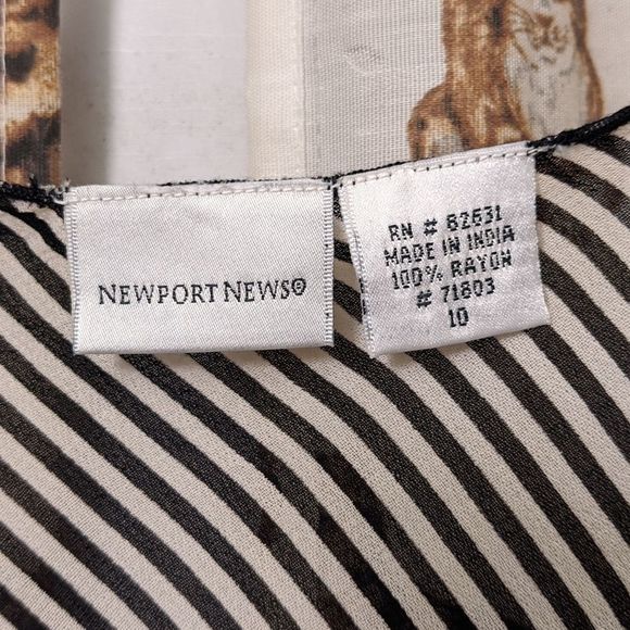 White & Black Split Sleeve Striped Newport News Flutter Sleeve Gauzy Blouse Top - Picture 6 of 9